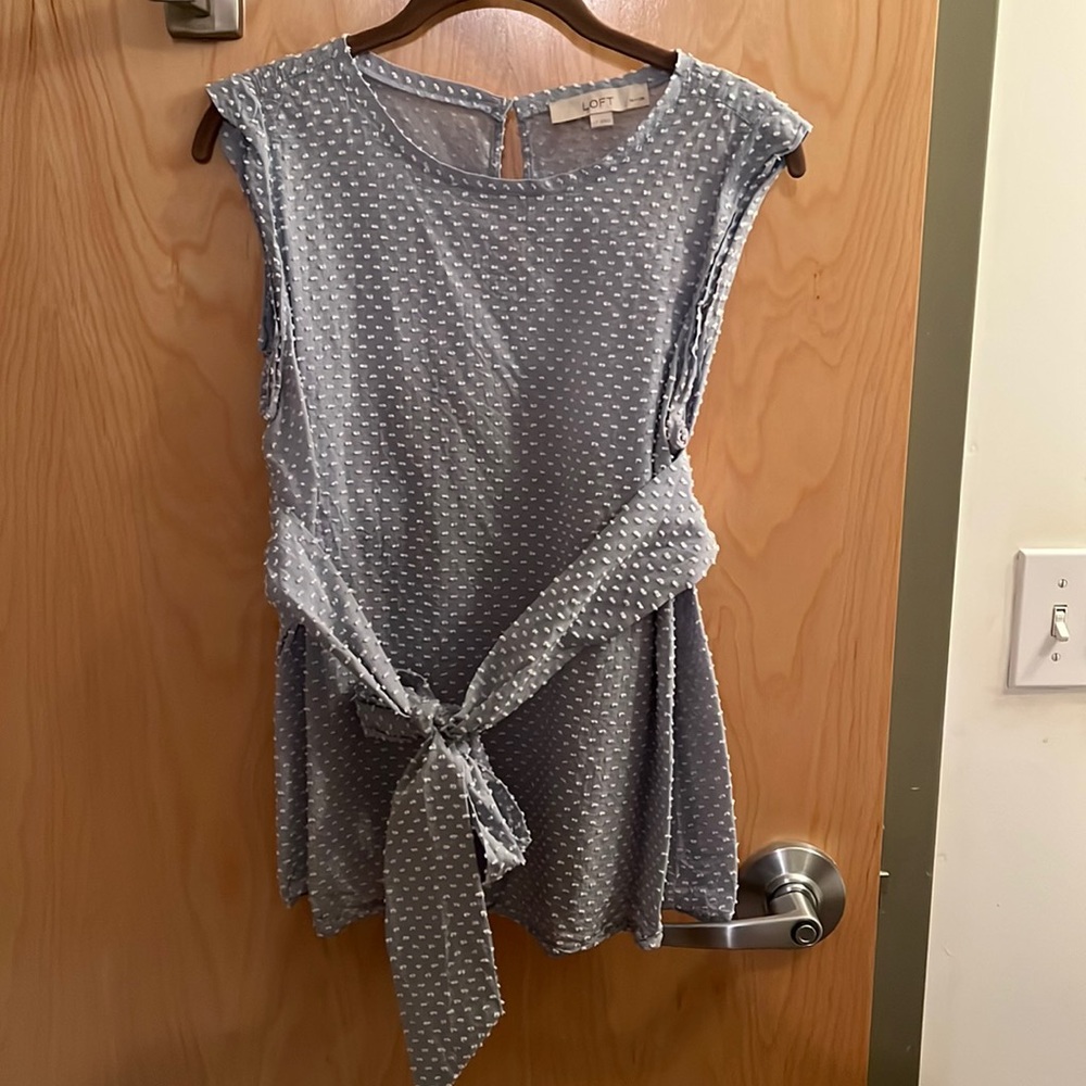 LOFT Light Blue Sleeveless Top w/ Detachable Tie - Size L (Petite)